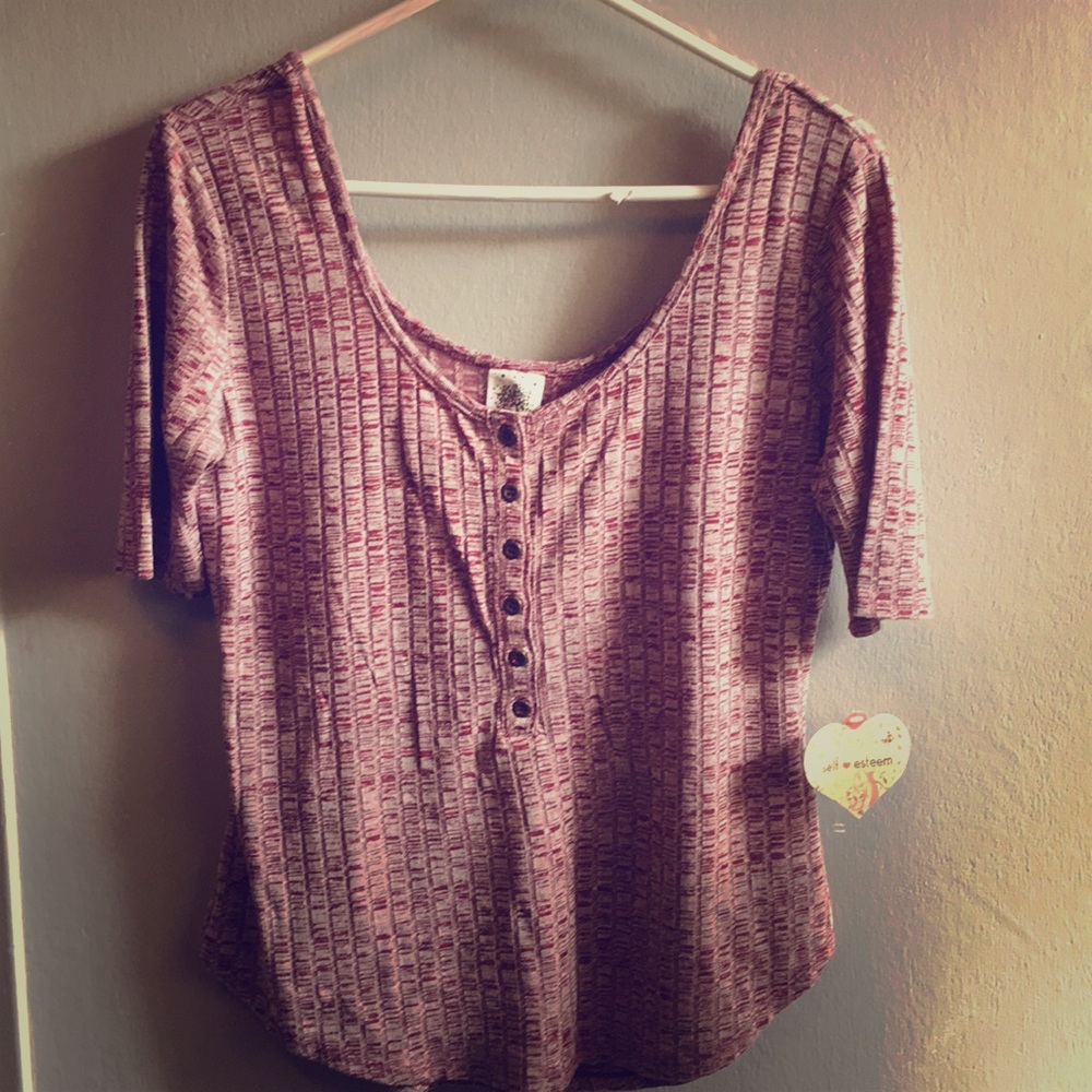 Pink blouse with buttons